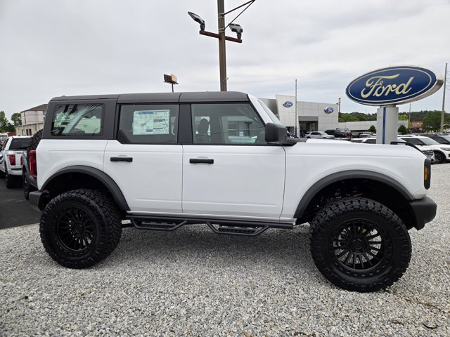 New 2026 Ford Bronco - photo 8