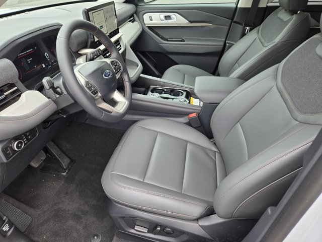 New 2026 Ford Explorer - photo 17