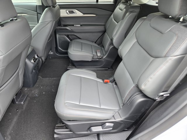 New 2026 Ford Explorer - photo 20