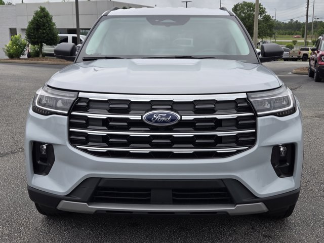New 2026 Ford Explorer - photo 2