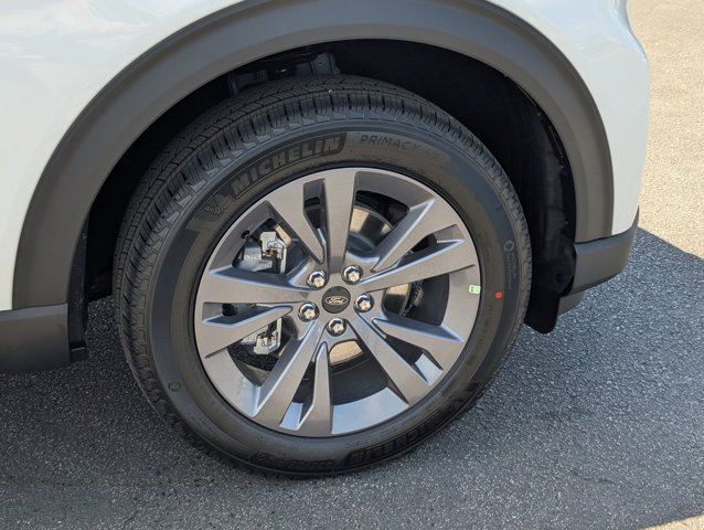 New 2026 Ford Explorer - photo 9