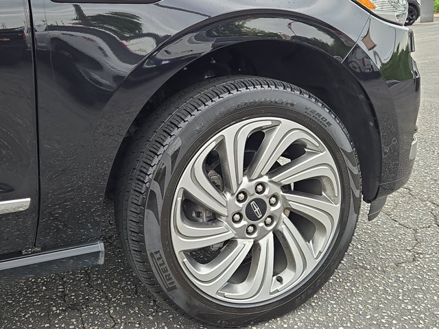 Used 2024 Lincoln Navigator - photo 13