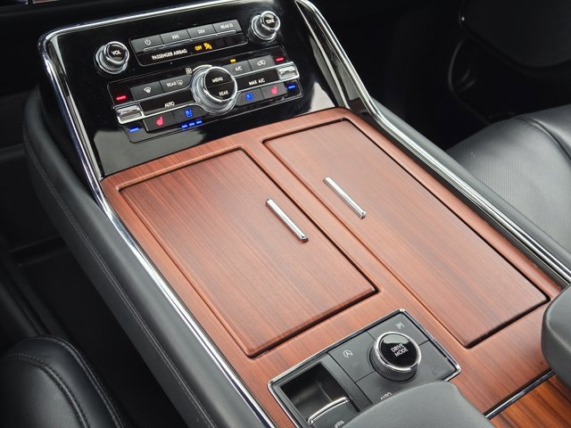 Used 2024 Lincoln Navigator - photo 36
