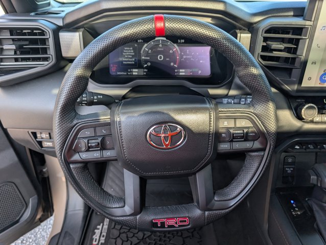 Used 2025 Toyota Sequoia - photo 17