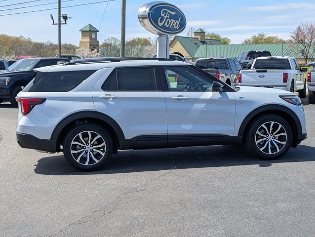 New 2026 Ford Explorer - photo 10