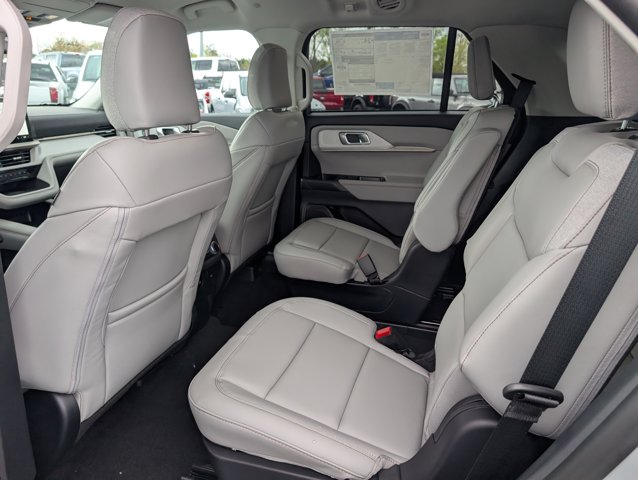 New 2026 Ford Explorer - photo 18