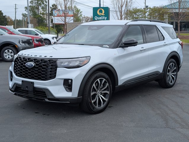 New 2026 Ford Explorer ST-Line - photo 2