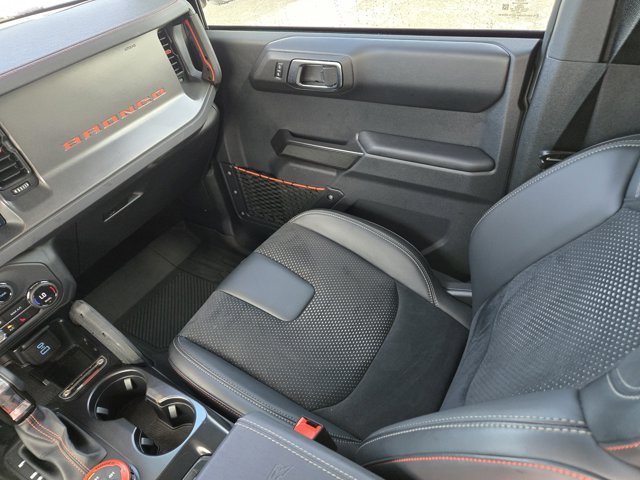 Used 2025 Ford Bronco - photo 16