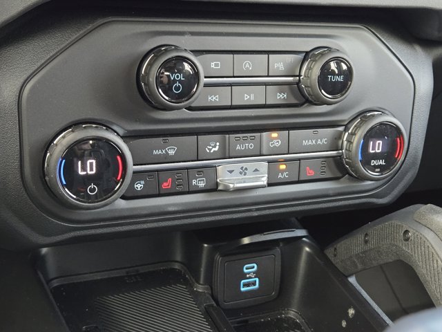 Used 2025 Ford Bronco - photo 25