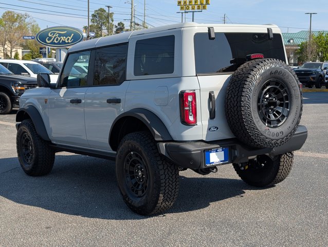 New 2026 Ford Bronco - photo 2