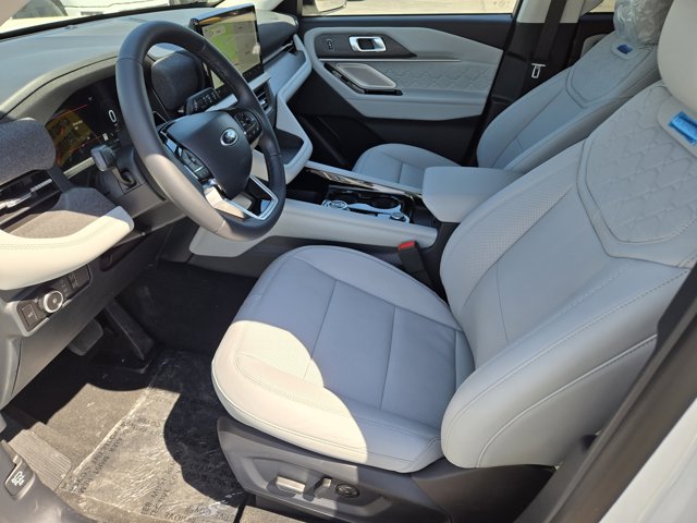 New 2026 Ford Explorer - photo 17