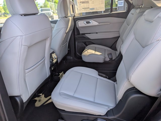New 2026 Ford Explorer - photo 18