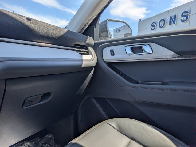 New 2026 Ford Explorer - photo 14