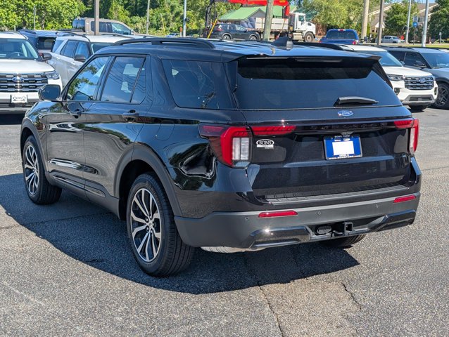 New 2026 Ford Explorer - photo 2