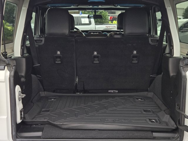 Used 2022 Jeep Wrangler - photo 7