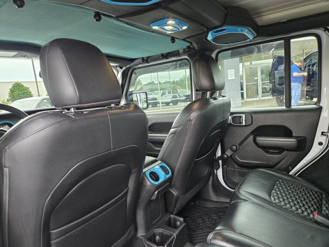 Used 2022 Jeep Wrangler - photo 9