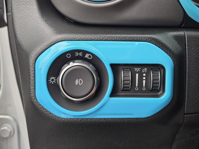 Used 2022 Jeep Wrangler - photo 19