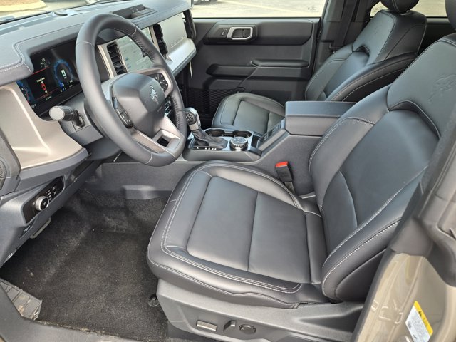 New 2026 Ford Bronco - photo 17