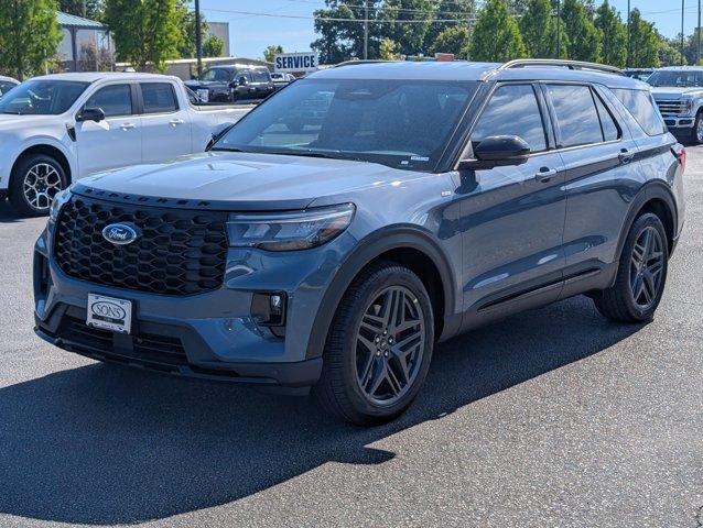 New 2026 Ford Explorer - photo 2