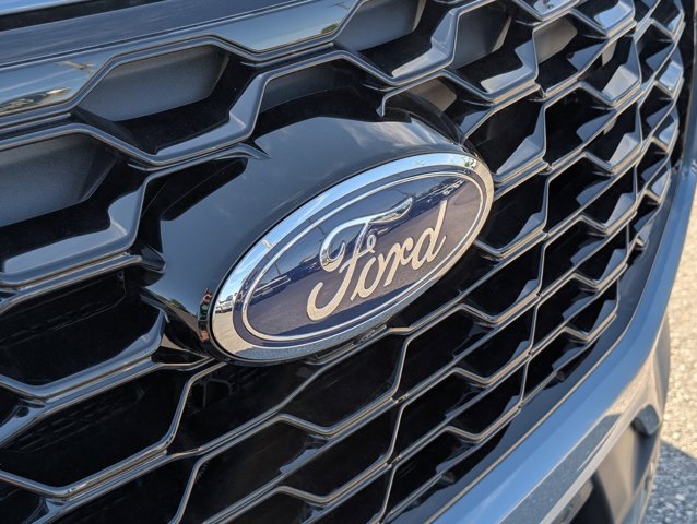 New 2026 Ford Explorer - photo 8
