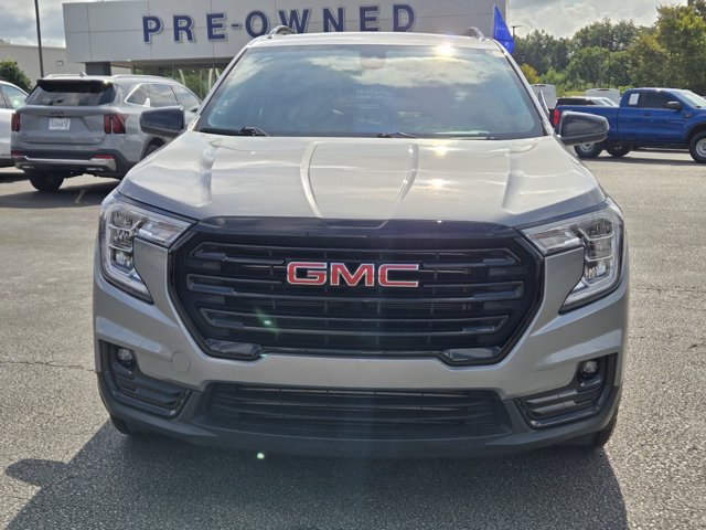 Used 2024 GMC Terrain - photo 2