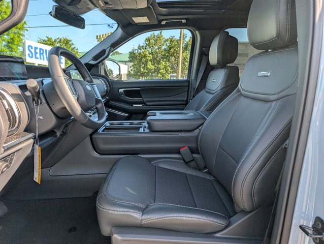 New 2026 Ford Expedition - photo 14