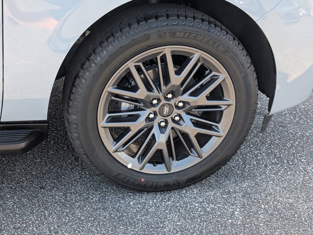 New 2026 Ford Expedition - photo 8