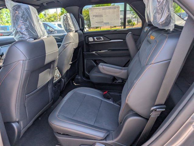 New 2026 Ford Explorer - photo 17