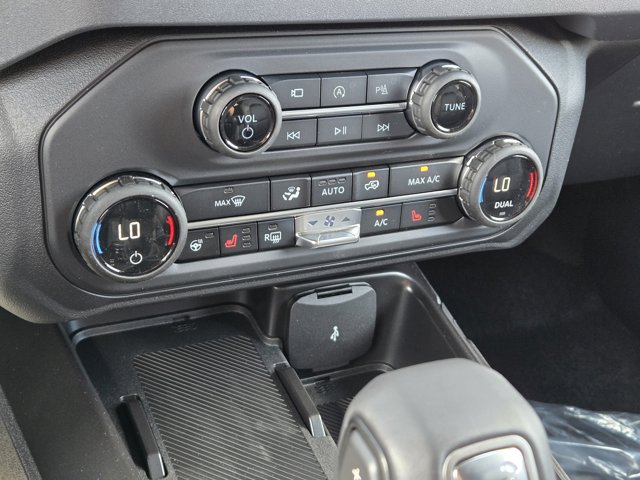 New 2026 Ford Bronco - photo 28