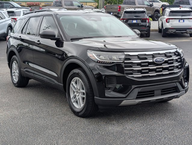 New 2026 Ford Explorer - photo 2