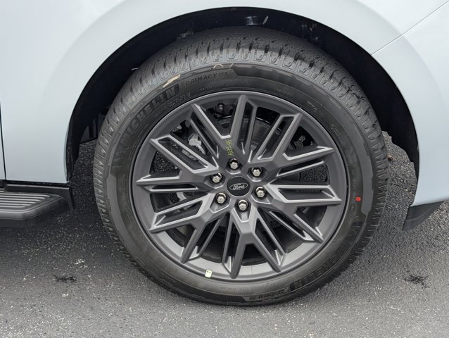 New 2026 Ford Expedition - photo 9
