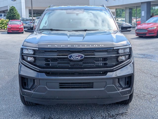 New 2026 Ford Expedition - photo 2