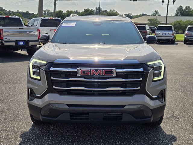 Used 2025 GMC Terrain - photo 2