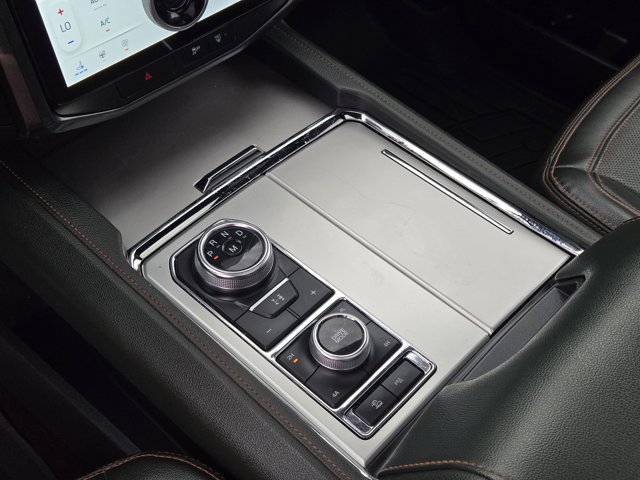 Used 2022 Ford Expedition - photo 35