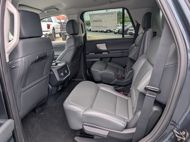 New 2026 Ford Expedition - photo 17