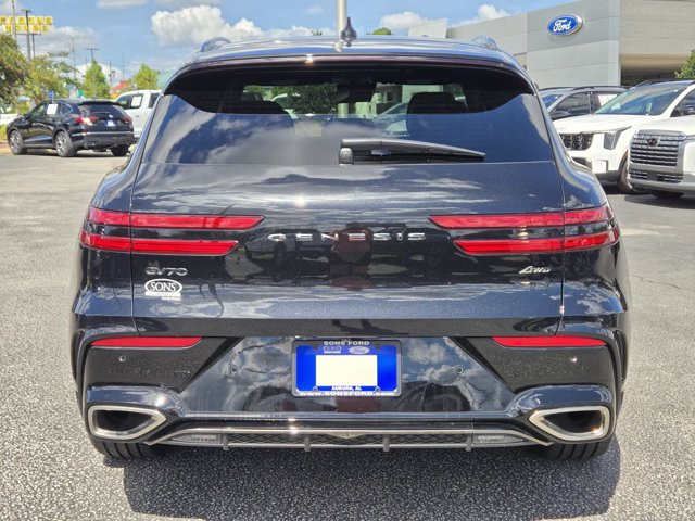 Used 2026 Genesis GV70 - photo 2