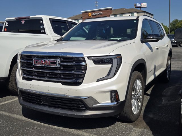 Used 2025 GMC Acadia - photo 1
