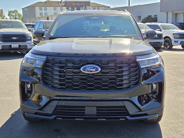 New 2026 Ford Explorer - photo 2
