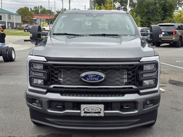 New 2026 Ford F-250 - photo 2