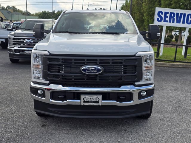 New 2026 Ford F-350 - photo 2