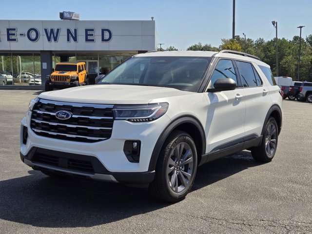 New 2026 Ford Explorer - photo 2