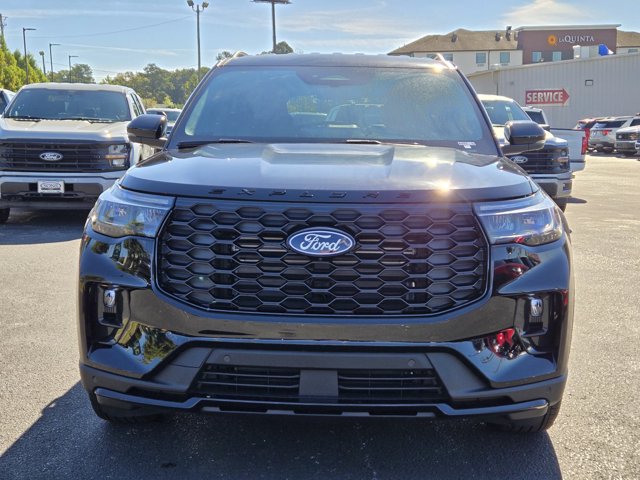 New 2027 Ford Explorer - photo 2