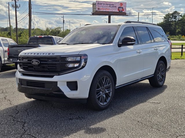Used 2025 Ford Expedition - photo 1