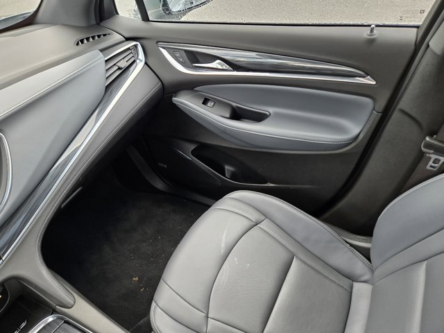 Used 2023 Buick Enclave - photo 18