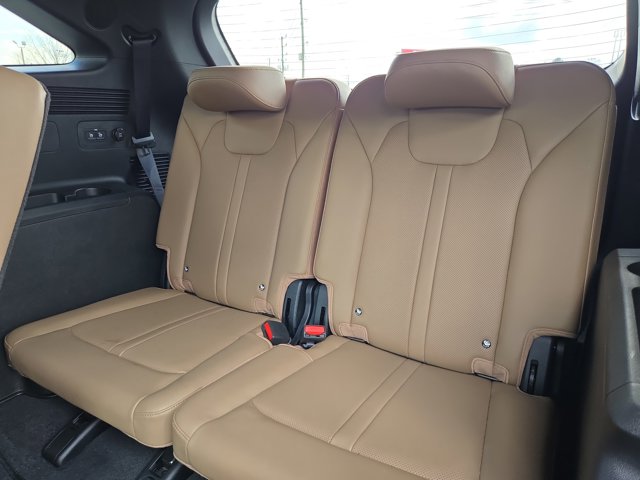 Used 2024 Kia Sorento - photo 16