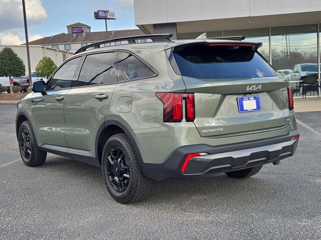 Used 2024 Kia Sorento - photo 2