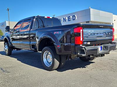 Used 2023 Ford F-450 - photo 1