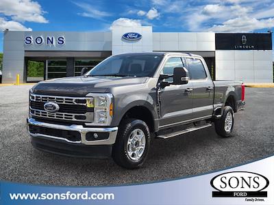 Used 2025 Ford F-250 - photo 1