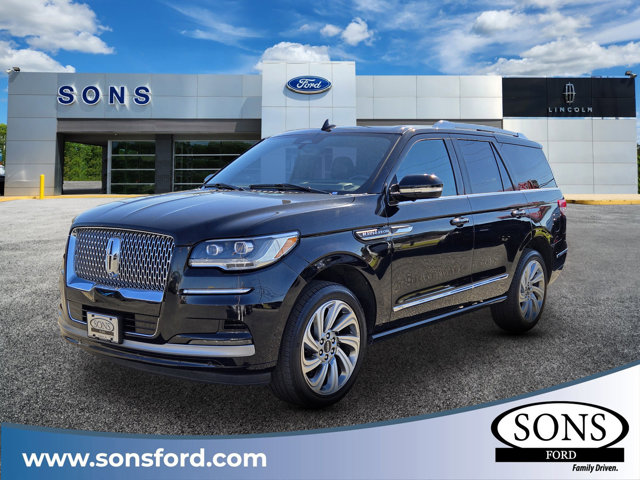 Used 2024 Lincoln Navigator - photo 1