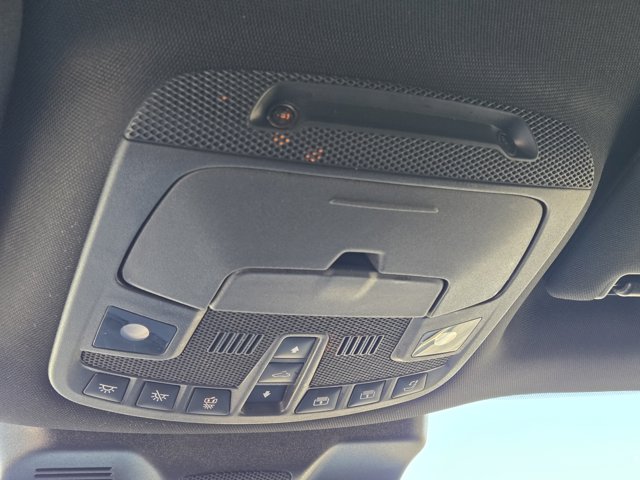 Used 2024 Lincoln Navigator - photo 37